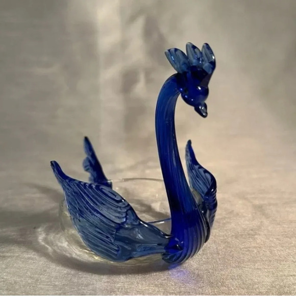 Vintage 20th century Blue And Clear Glass Swan Trinket Dish - Picture 2 of 5